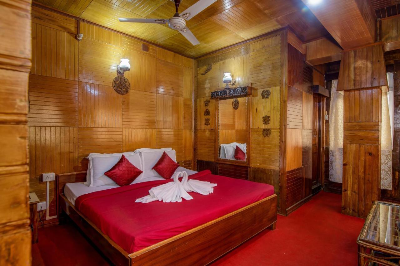 Montis Soyang Premium Heritage Hotel Gangtok Buitenkant foto