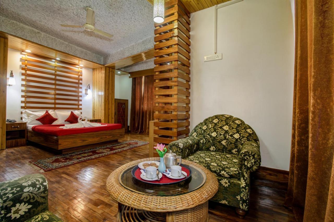 Montis Soyang Premium Heritage Hotel Gangtok Buitenkant foto